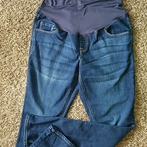Old Navy Maternity Jean
